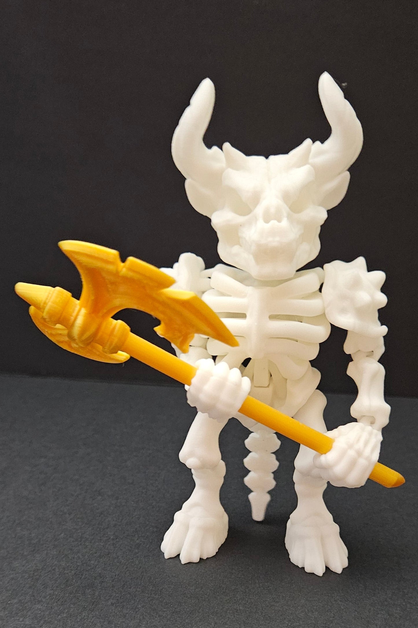 82 Minotaur Warrior